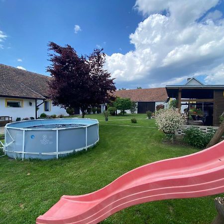 Apartman Beniskovec, Suchdol Nad Luznici Exterior photo